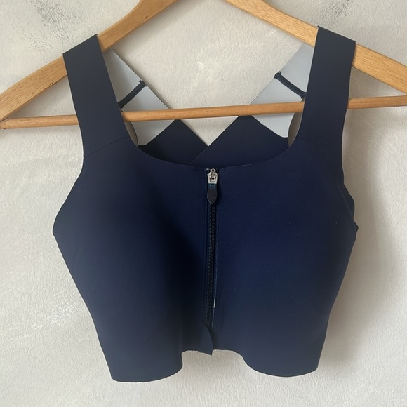 Brooks Dare Zip Run Bra  2.0 high impact size 36dd - Picture 2 of 6